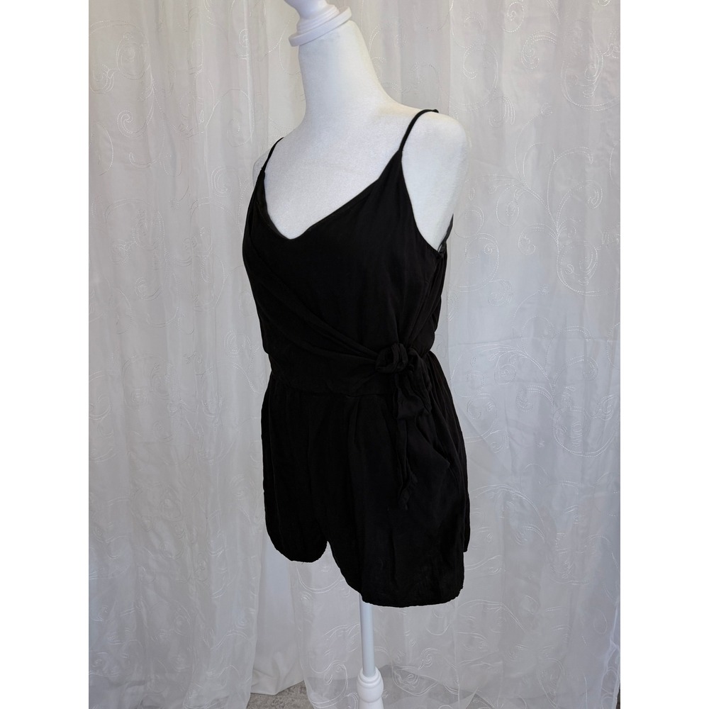 One Clothing Los Angeles Black Wrap Front Romper Side Tie Sleeveless Medium - Picture 3 of 9